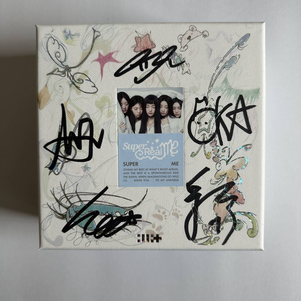 ILLIT Album SUPER REAL ME - K-POP Ver. Con Pre-Order Benefit + Omaggio Esclusivo BolsVos (Digital Planner)